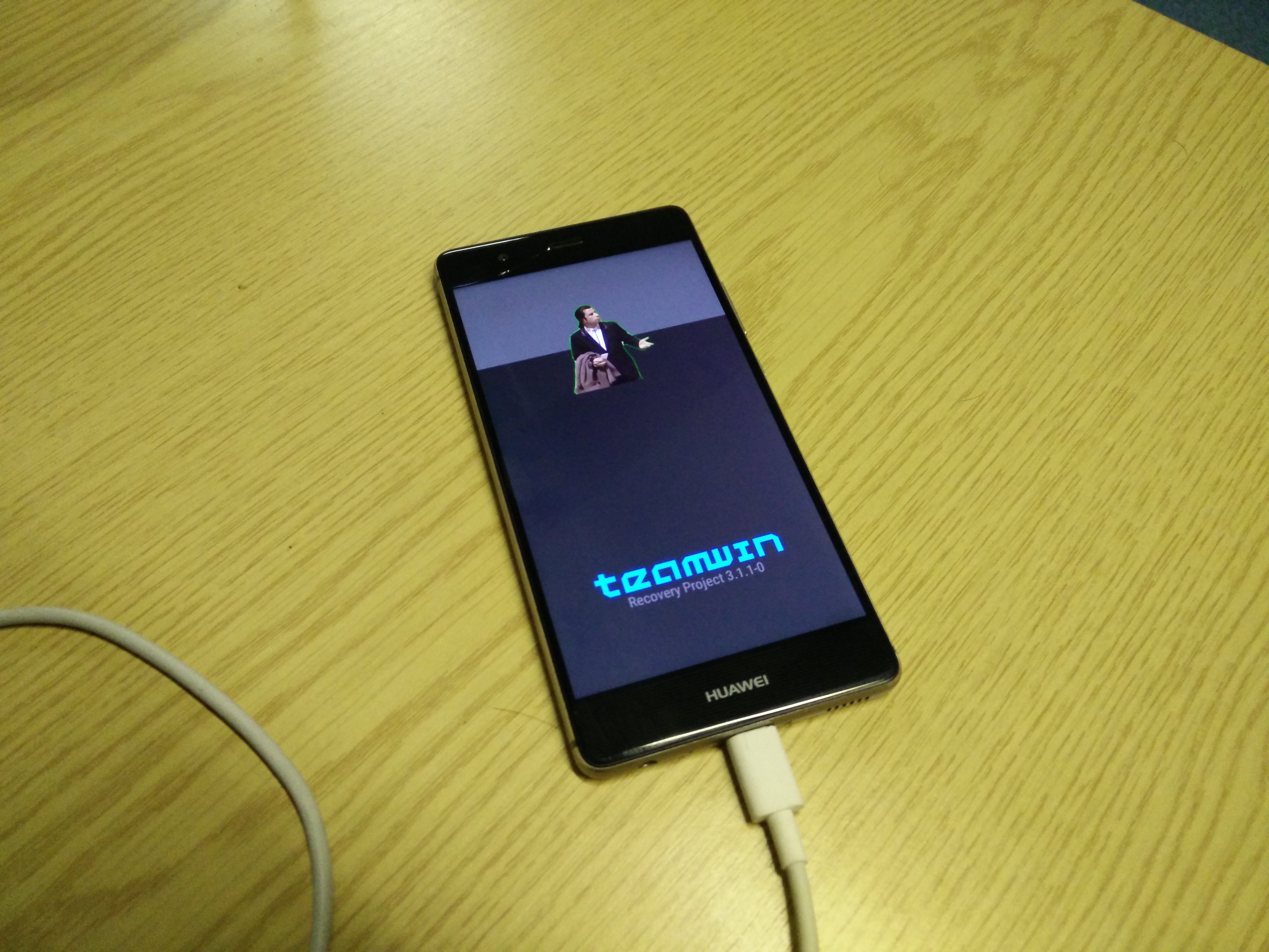 John Travolta TWRP splash image